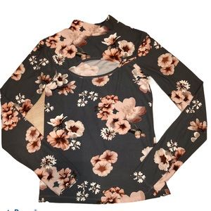 J For Justify Floral Blouse Peep Front SM